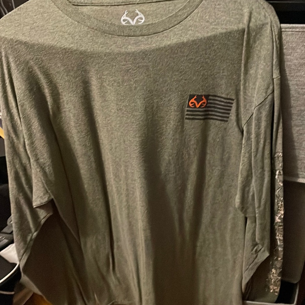 Realtree long sleeve.